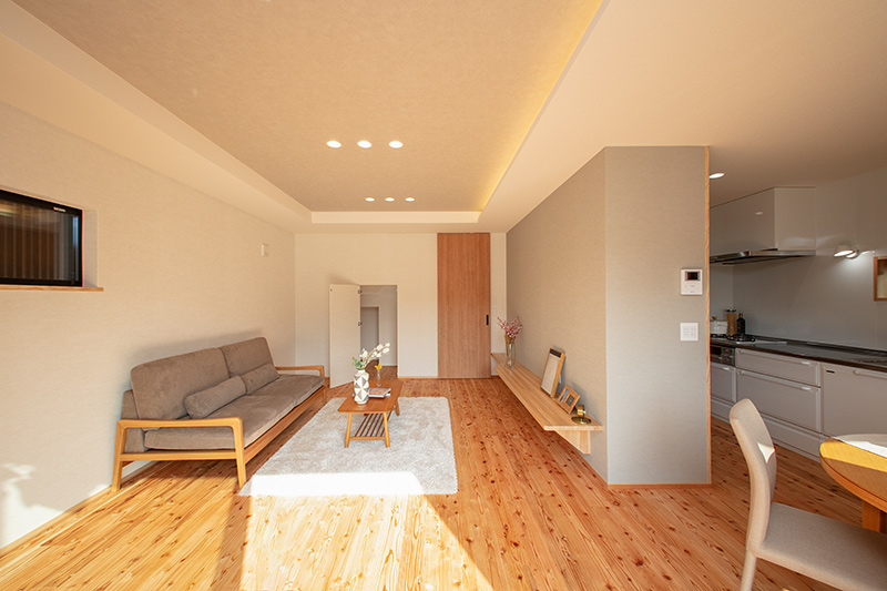 唐津市 注文住宅の建築事例:日差しが心地よい、和モダンの住まい