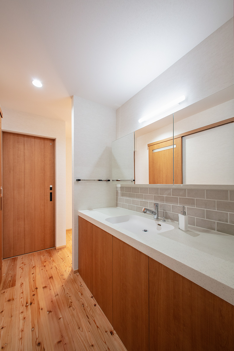 唐津市 注文住宅の建築事例:日差しが心地よい、和モダンの住まい